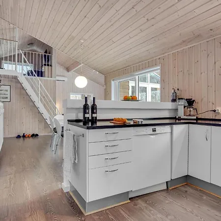 Cozy In With Kitchen * Aalbaek